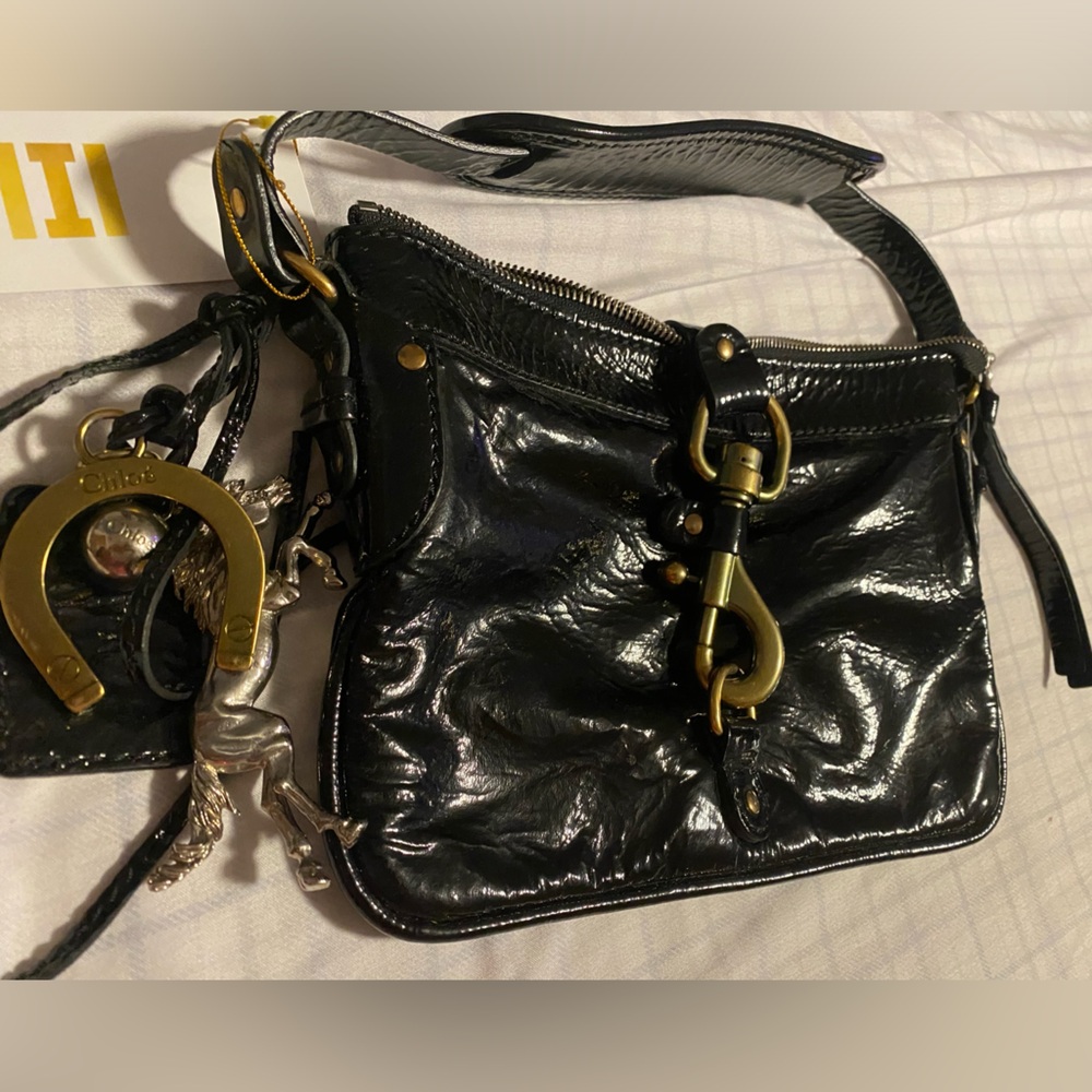Chloé Black Patent Leather Shoulder Bag with Gold Hardware - Picture 8 of 11